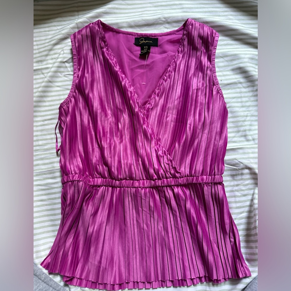 Pink top